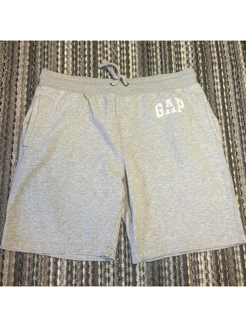 Gap Men’s Gray Sweat Shorts Size L Stitched Embroidered Arch Logo Relaxed Loose